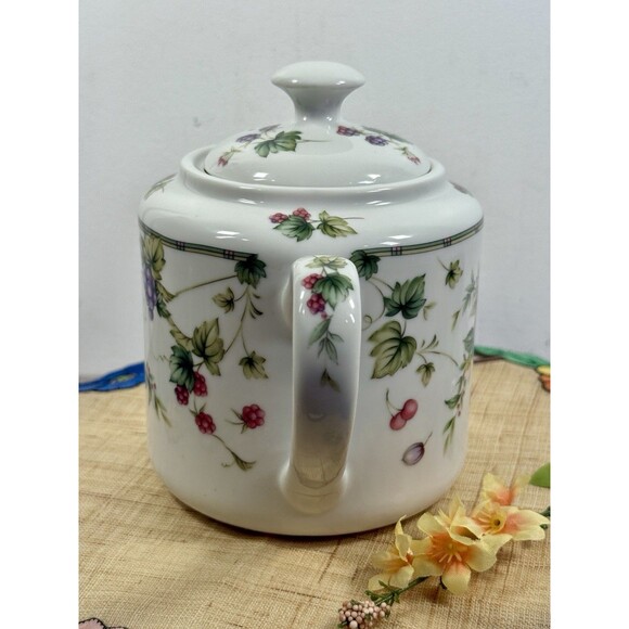 Andrea By Sadek Corona 7” Teapot Pitcher Fruit Design 32 oz Porcelain Japan - Picture 3 of 15
